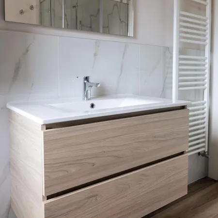 Del Borgo * بورغوسيسيا